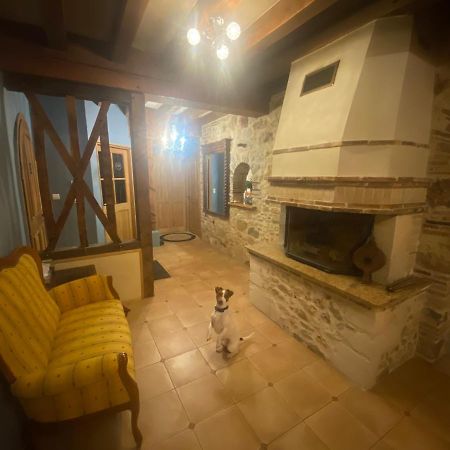 Manoir Du Griffon Bed & Breakfast Outille Екстериор снимка